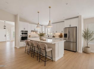 2371 E GERONIMO Street, Chandler, AZ 85225