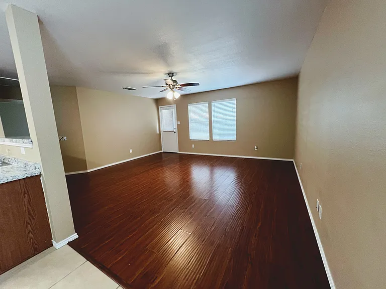 3803 Ponderosa Bnd — Photo 8