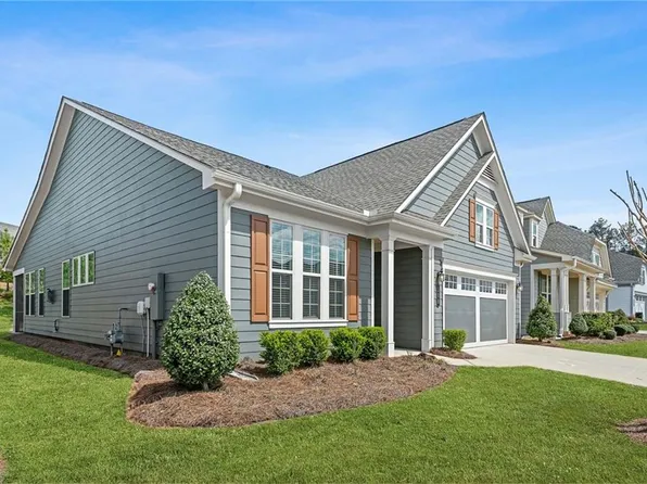 108 Red Maple Dr, Peachtree City, GA 30269