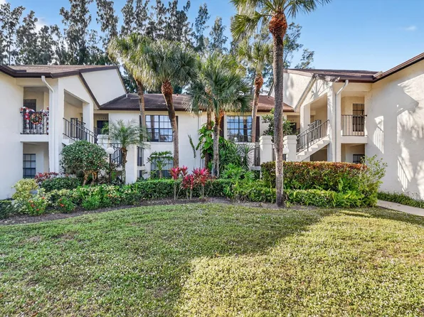 3227 Perimeter Drive, Greenacres, FL 33467