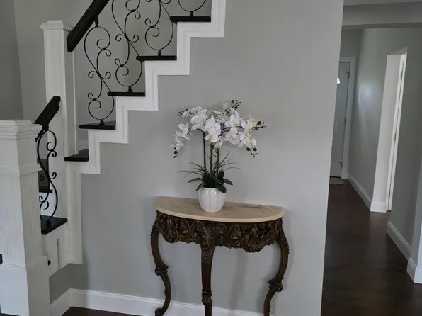 494 W King St, Philadelphia, PA 19144