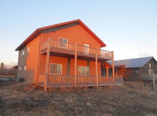 647 Cliff St, Gladstone, ND 58630