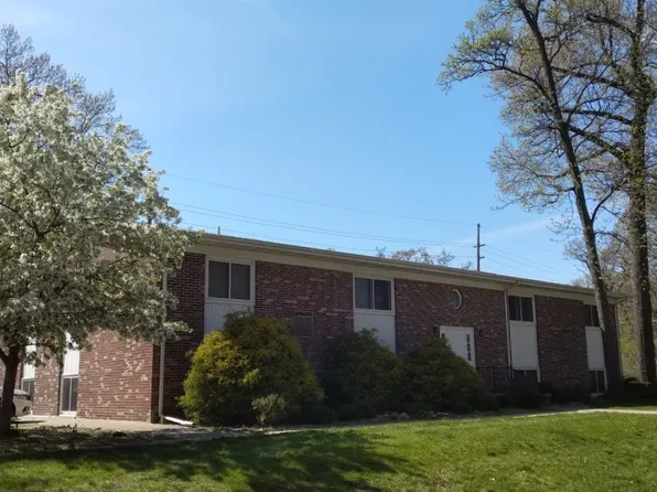 601 Oak Glen Dr APT 2, Warsaw, IN 46580