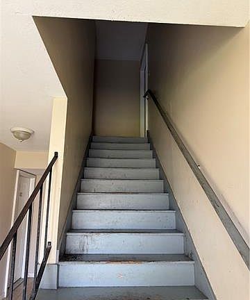 2nd image of 1945 Pace Blvd Unit 104