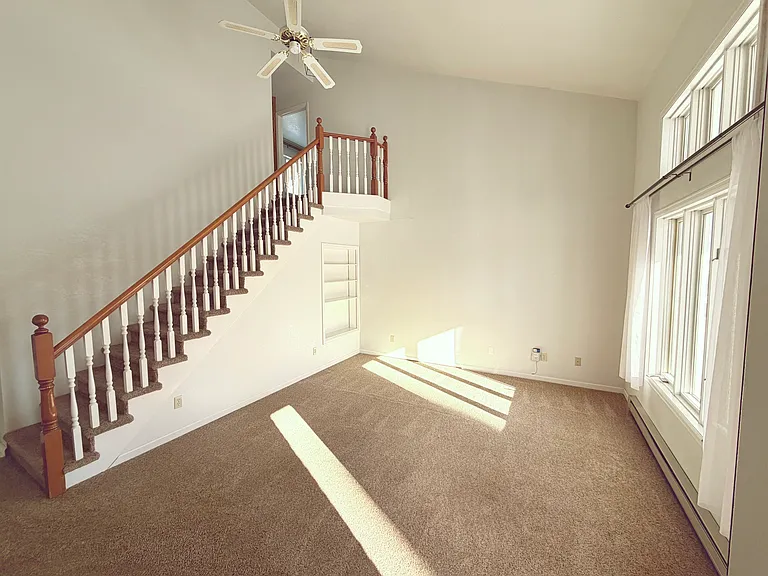 726 Lillian Ln #202 — Photo 7