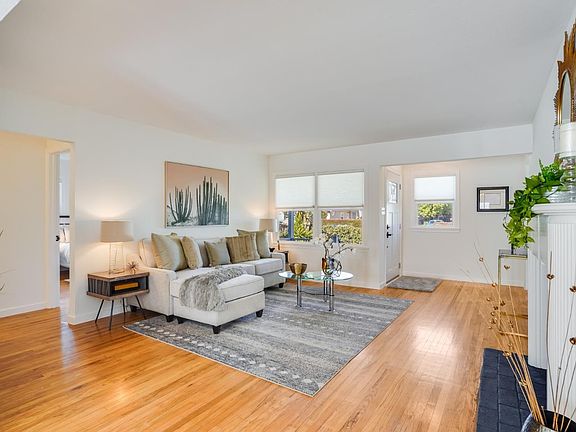 4th image of 1138 Westminster Ave
