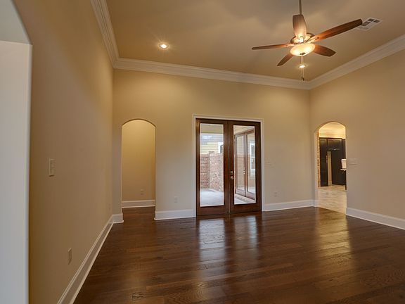 5th image of 338 Kingston Gardens