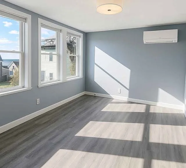 87 Undine Ave #1 — Photo 1