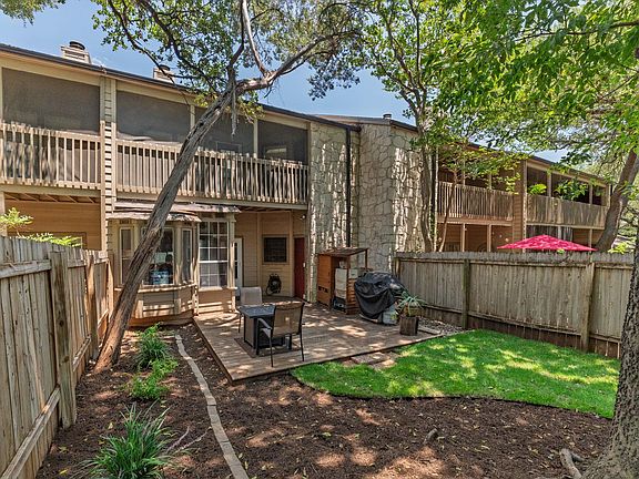 2nd image of 3809 Spicewood Springs Rd APT 150
