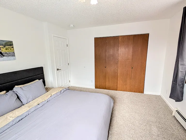 1401 Cordova St #4 — Photo 9