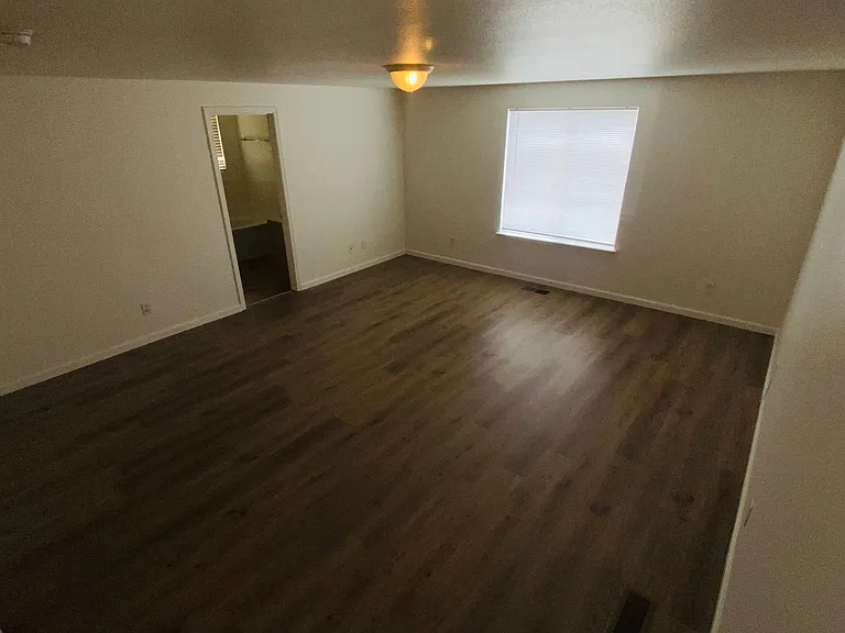 1464 Grey Bluffs Dr — Photo 31