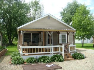 6106 N Lakeshore Dr, Macy, IN 46951
