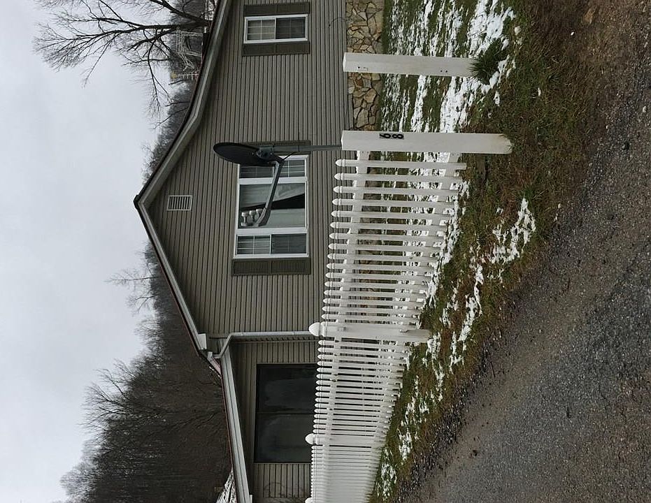 1st image of 68 Shreve Dr