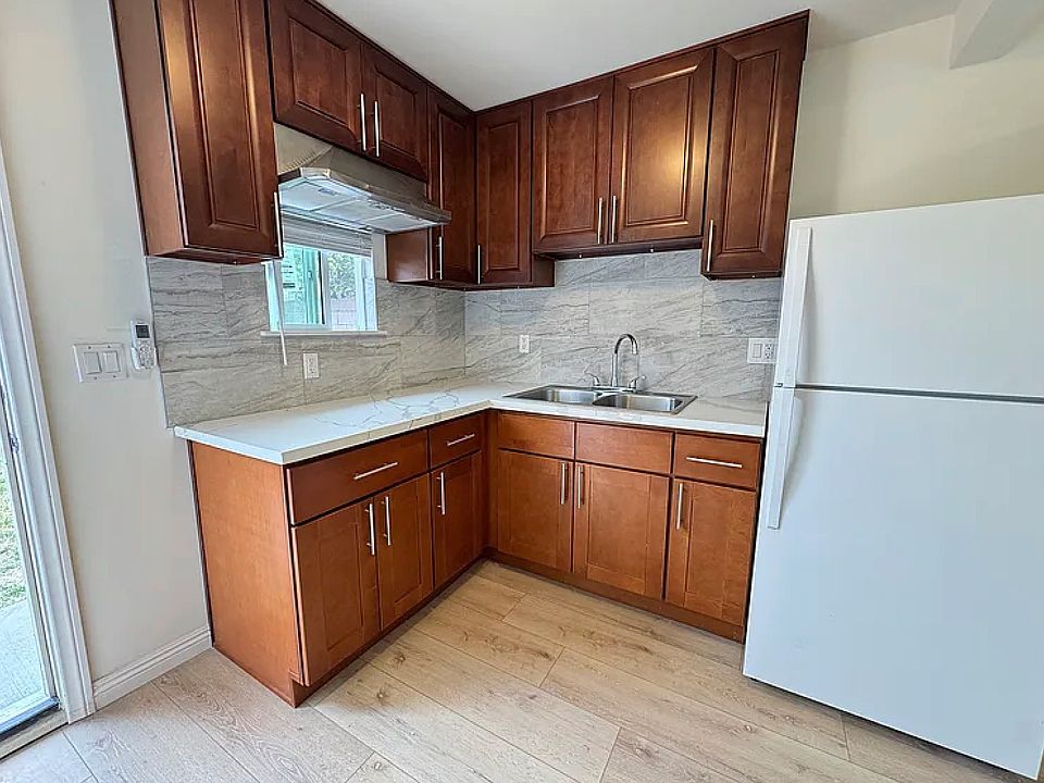 2nd image of 5639 Heleo Ave