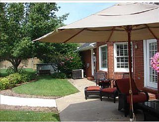 4th image of 209 Regency Ct