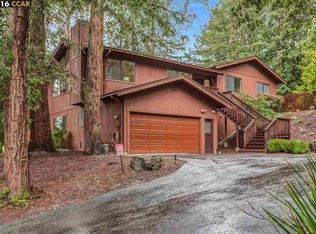 42 Michael Ln, Orinda, CA 94563