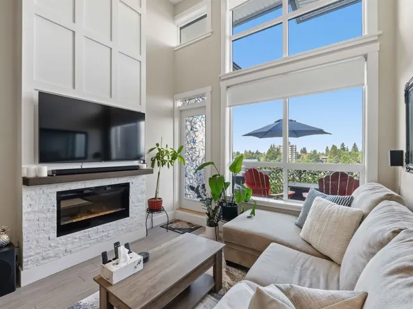 22335 McIntosh Ave #607, Maple Ridge, BC V2X 3C2
