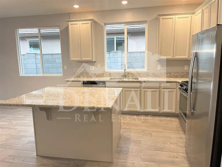13227 W Buckskin Trl — Photo 6