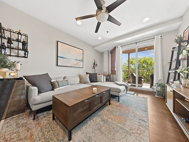 920 Jefferson St #502 — Photo 7