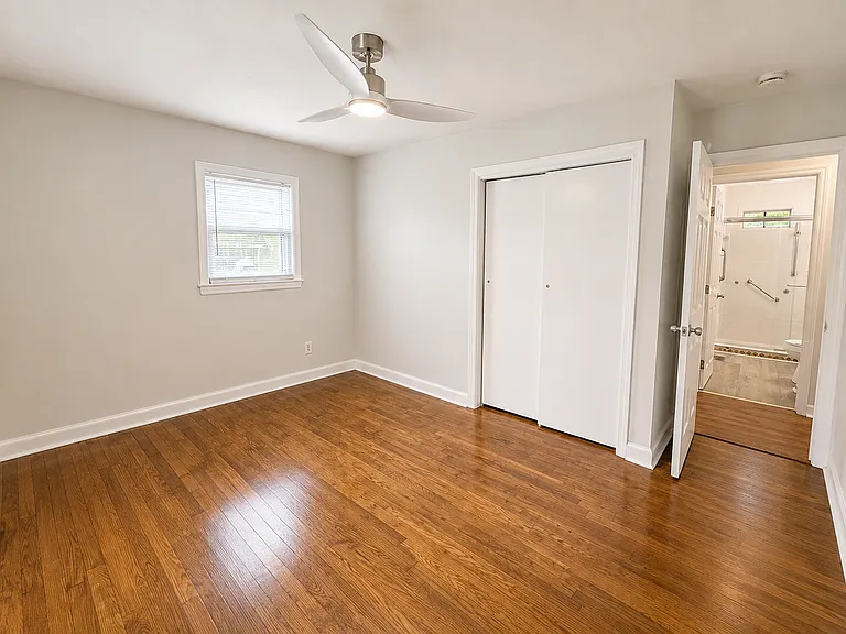 1506 Swainey Ave — Photo 16
