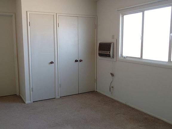 upstairs office space