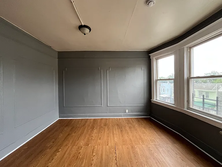 62 Rutgers Ave #3 — Photo 3