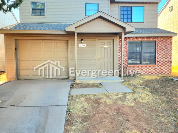 300 Fireball Dr, Clovis, NM 88101