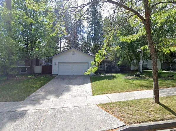 5170 E Woodland Dr, Post Falls, ID 83854