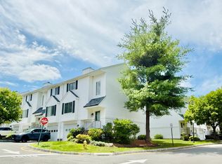 10 South St UNIT 90, Danbury, CT 06810