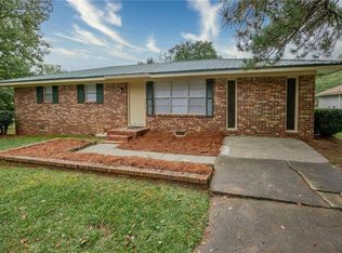 214 E Richardson St, Oxford, GA 30054
