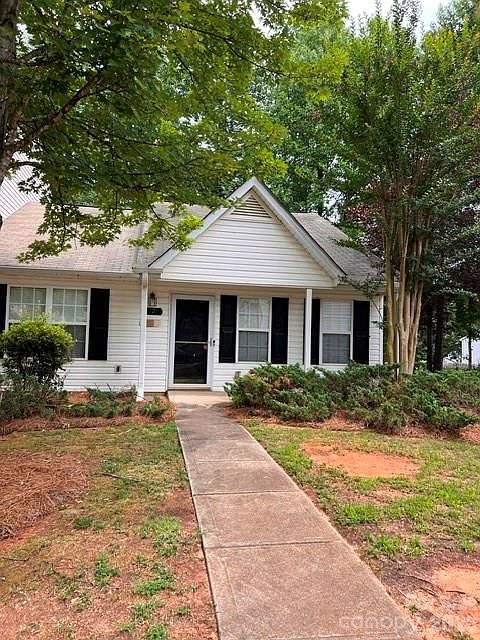 1st image of 5121 Magnolia Tree Ln