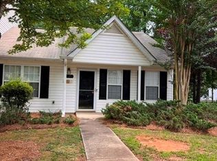 5121 Magnolia Tree Ln, Charlotte, NC 28215