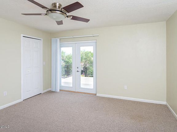 5th image of 260 Queens Ct