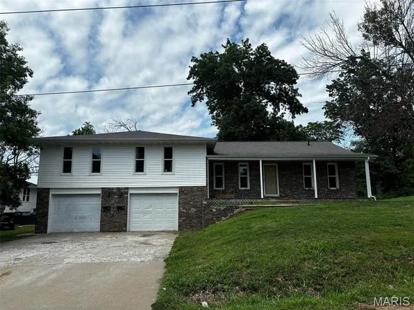 627 Hendricks Dr #627 & 629, Mexico, MO 65265