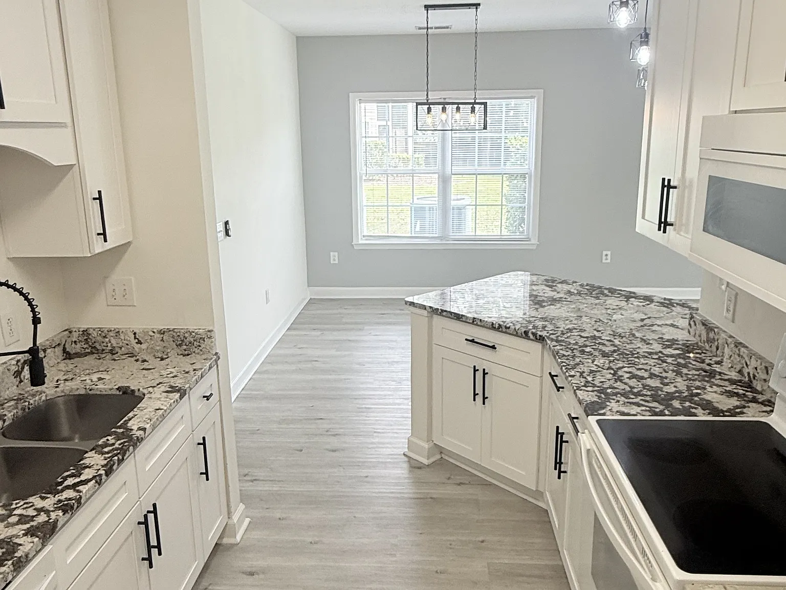 129 Ashley Park Drive - Unit 7A - . — Photo 3