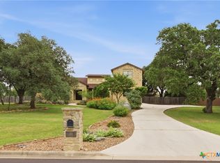3121 Summit Ridge Dr, San Marcos, TX 78666