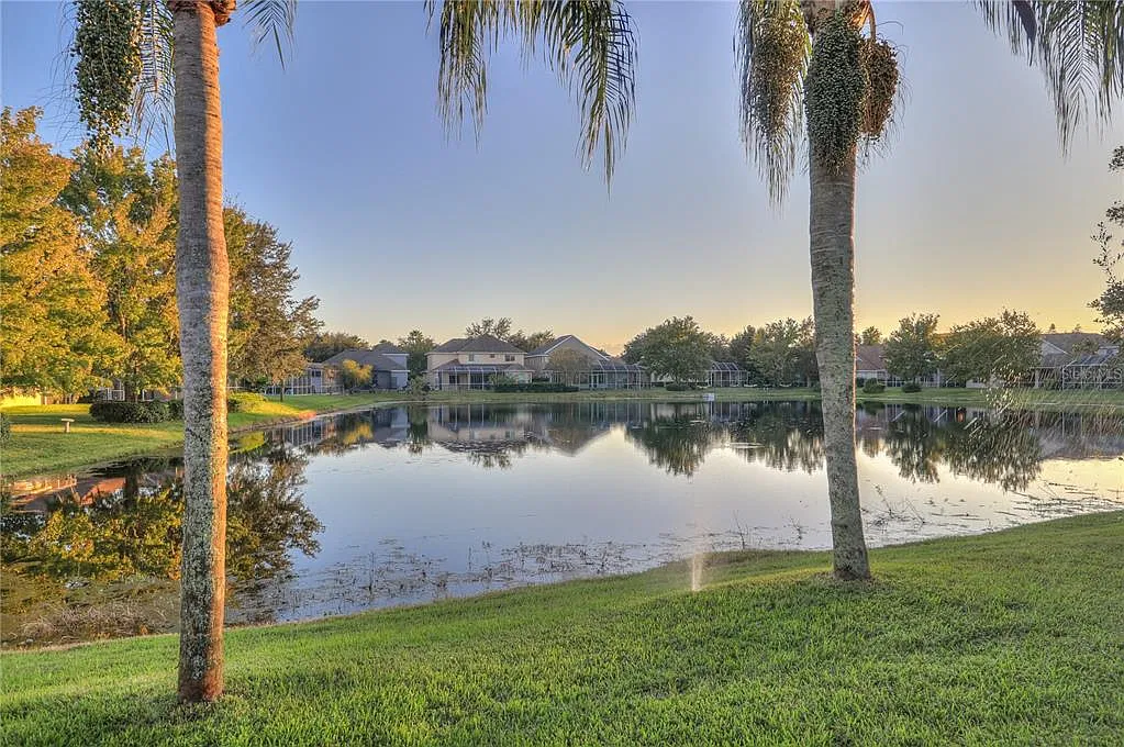 4 bed, 2.0 bath, 2080 sqft, $2,725 — Photo 3