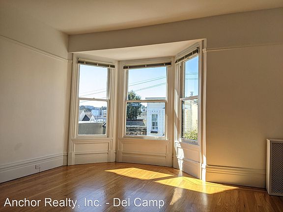 4th image of 2088 Broderick St APT 4