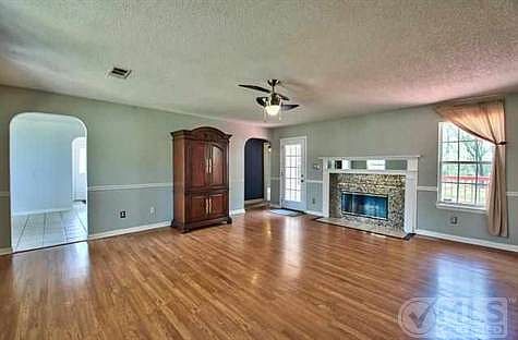 2nd image of 80 Autumn Woods Way