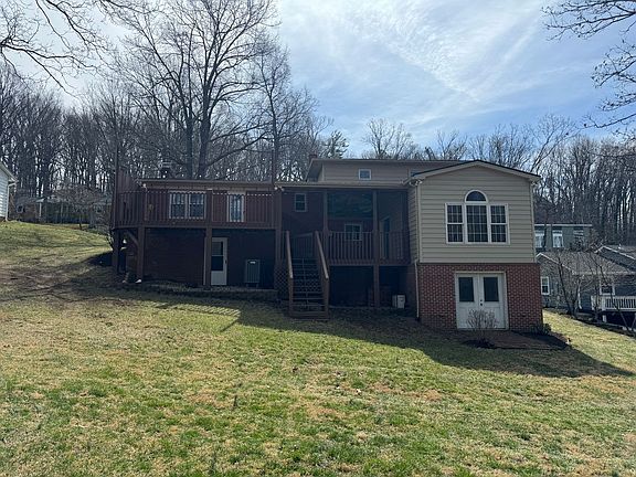 5th image of 1163 Westmoreland Dr