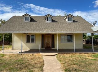 25393 Kennefick Rd, Galt, CA 95632