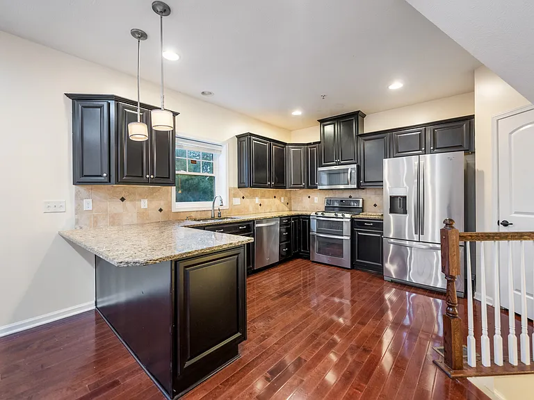 3114 Raintree Dr — Photo 3