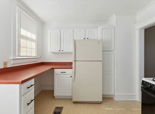 12 W Johnson Ave, Somers Point, NJ 08244