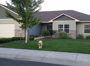 105 Cherry Ln, Naches, WA 98937