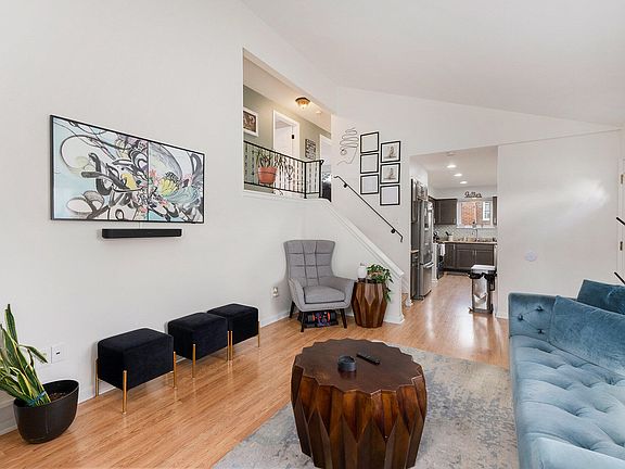4th image of 30659 Whittier Ave