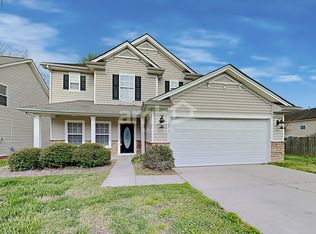 1910 Double Cedar Dr, Charlotte, NC 28214