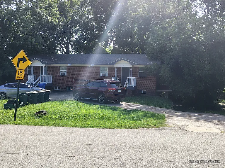 519 S Duncan Ave #1 — Photo 2