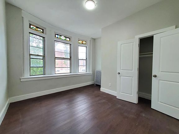 2nd image of 191 Roseville Ave #8C