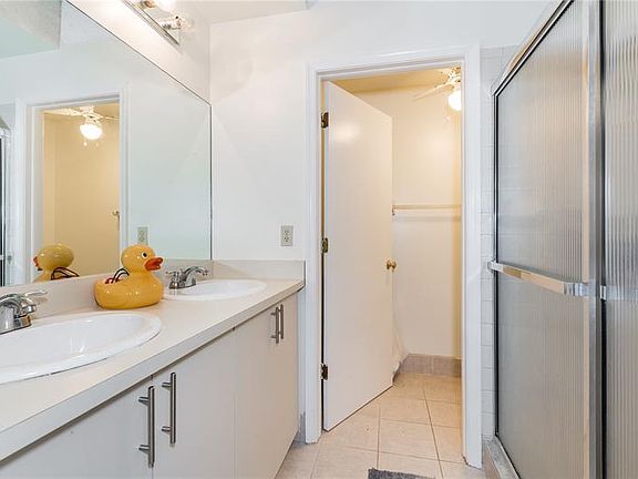 3rd image of 10836 Cypress Glen Dr #10836