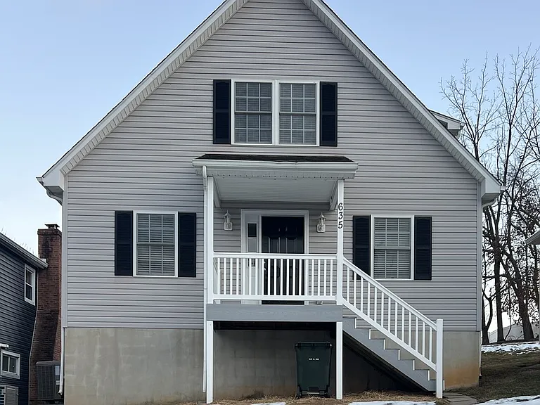 635 C St — Photo 1